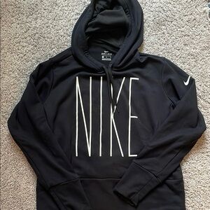 Nike women’s Black Pullover cropped Hoodie
